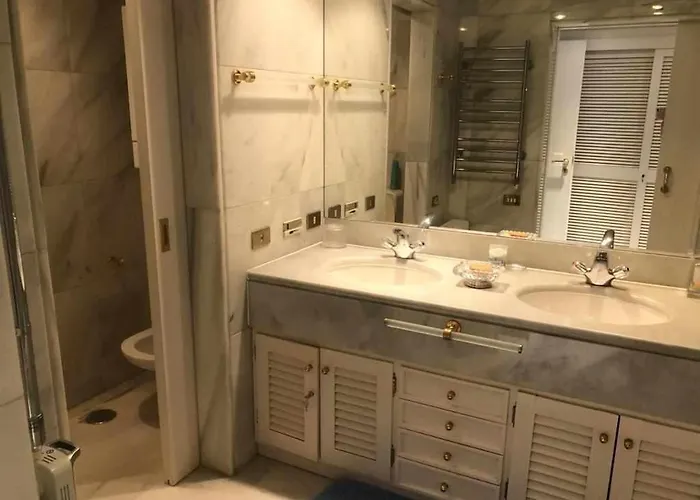 Don Gonzalo L * Marbella