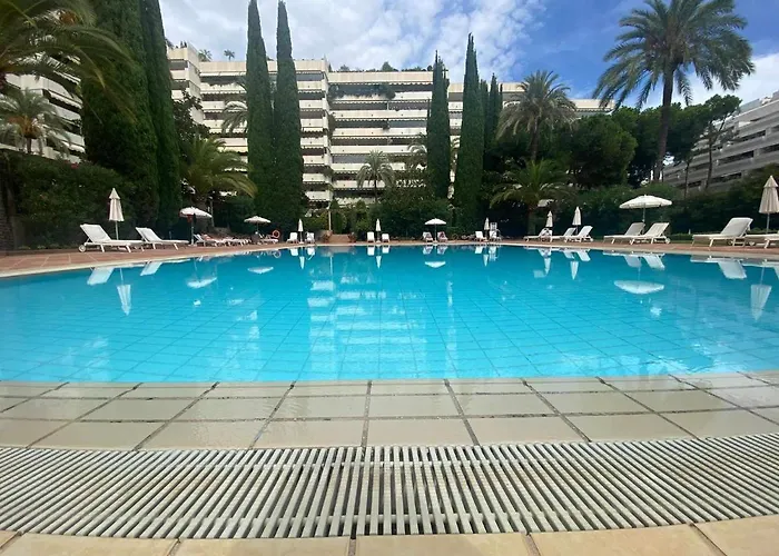 Don Gonzalo L * ماربيا